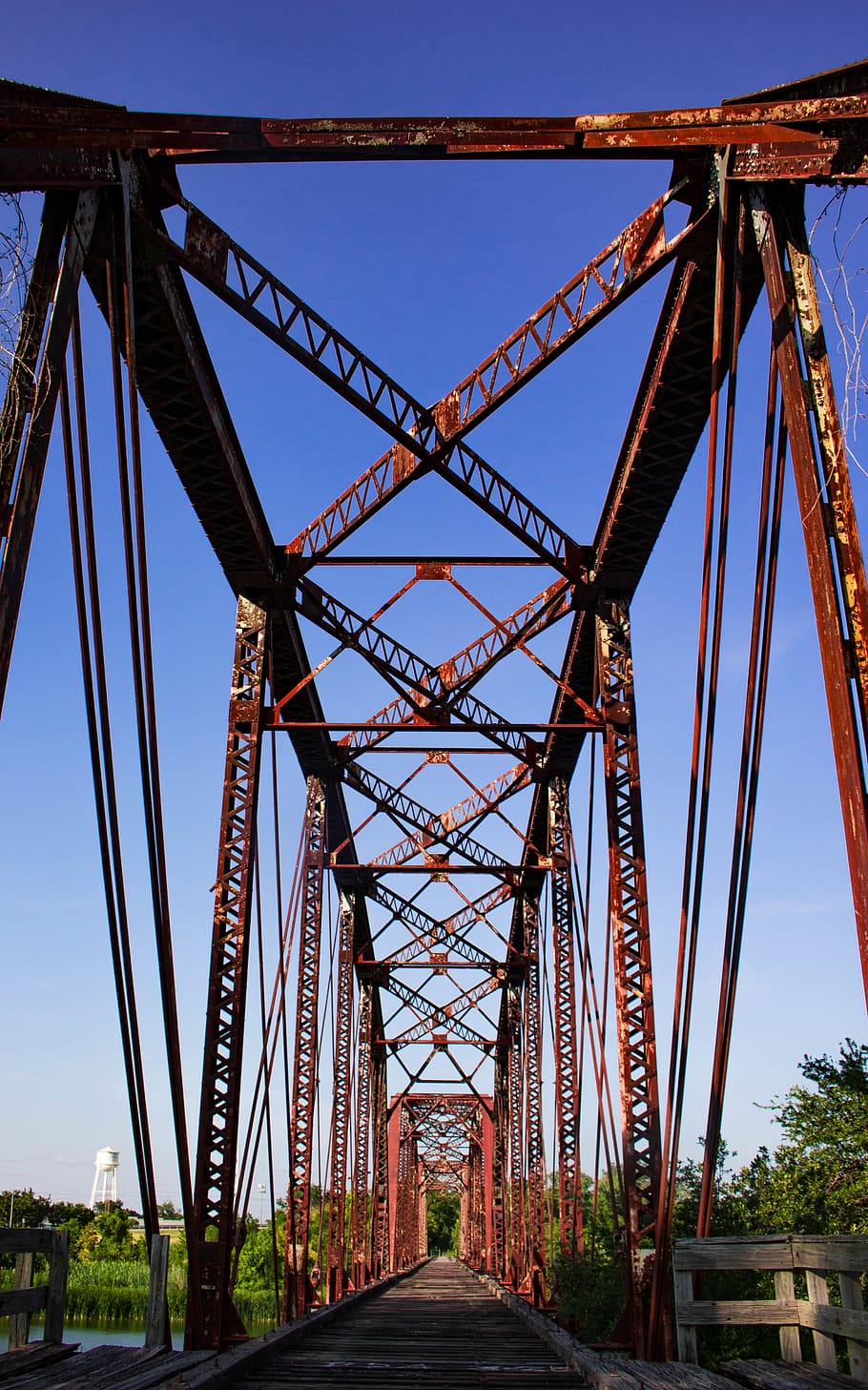 Estats Units, waco, connexió, arquitectura, pont, estructura construïda, pont - estructura feta per l'home, transport, cel, metall, direcció, el camí a seguir, enginyeria, perspectiva decreixent, naturalesa, dia, destinacions de viatge, punt de fuga, carretera, ciutat, a l'aire lliure, ferro - metall, viga, acer, aliatge, llarg, 5K