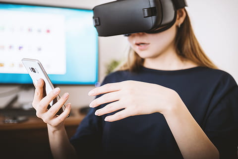 woman, using, virtual, reality headset, technology, communication, women, connection, wireless technology, smart phone, one person, adult, portable information device, mobile phone, young adult, indoors, holding, telephone, text messaging, young women, beauty, internet, casual clothing, hand, hairstyle, modern, beautiful woman, 5K, CC0, public domain, royalty free