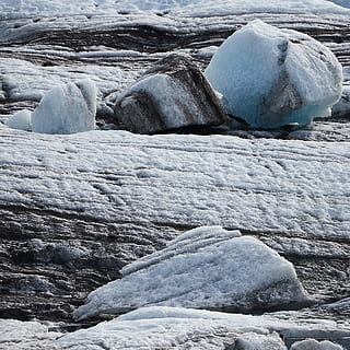 roques de gel, gel, glacera, naturalesa, a l'aire lliure, rock, Islandia, iceberg, neu, àrtic, muntanya, parc nacional de vatnajökull, freda, congelat, hivern, blau, textura, superfície, fred, fosc, aigua, temperatura de fred, dia, medi ambient, paisatge, tranquil·litat, sòlid, cap gent, bellesa a la natura, escena tranquil·la, escenics - natura, rock - object, puresa, 1080P, CC0, domini públic, lliure de regalies