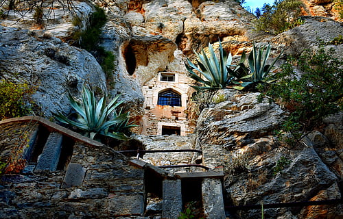 Diviso, Croazia, sv, Jere, sveti jere, Chiesa, monastero, pietra, scogliera, vecchio, architettura, antico, grotta, mediterraneo, paesaggio, finestra, muratore di pietra, struttura costruita, giorno, pianta, solido, roccia, nessuno, roccia - oggetto, storia, formazione rocciosa, natura, il passato, vecchia rovina, all'aperto, crescita, costruzione, esterno dell'edificio, intemperie, antica civiltà, rovinato, archeologia, 4K, CC0, dominio pubblico, privo di copyright