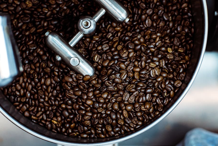 llavors de cafè, mongeta, vegetals, flora, menjar, planta, produir, xining, Xina, torrat, cafè, torradora, espresso, rostit, roastery, fosc, gra de cafè, torrat de cafè, des de dalt, textura, marró, cafè - beguda, gra de cafè torrat, menjar i beguda, cafeïna, beure, gran grup d'objectes, refresc, abundància, primer pla, cap gent, maquinària, tassa de cafè, frescor, cafeteria, rectificat, latte, 5K