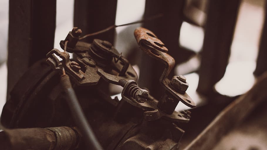 alt, Auto, Motor, Oxid, staubig, grunge, stehlen, Metall, Schraube, Frühling, Stahlkabel, Nahansicht, keine Leute, drinnen, selektiver Fokus, Waffe, Gewehr, Kunst, Kultur und Unterhaltung, Fokus auf den Vordergrund, Aggression, Politik, Pistole, schwarze Farbe, Stillleben, Gewalt, Musikinstrument, Sport, Kommunikation, Transport, 4K