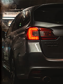 sort suv, dæk, hjul, maskine, talte, transportmidler, automobil, legeringshjul, bilhjul, lys, bil, køretøj, sportsvogn, køre, bremselygter, røg, coupe, bil spejl, spejl, motor køretøj, transportform, land køretøj, ingen mennesker, baglygte, glas - materiale, stationær, afspejling, tæt på, indendørs, forlygte, gennemsigtig, belyst, rejse, orange farve, sort farve, bil interiør, køretøj lys, 4K, CC0, offentligt domæne, royaltyfrie