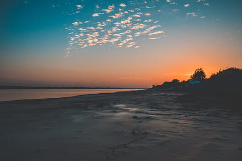 mare, prese, tramonto, spiaggia, nuvole, crepuscolo, sera, cielo serale, ora d'oro, paesaggio, natura, oceano, sabbia, paesaggio marino, riva del mare, silhouette, acqua, cielo, bellezza nella natura, scenics - natura, la tranquillità, terra, scena tranquilla, idilliaco, orizzonte sull'acqua, nuvola - cielo, orizzonte, nessuno, colore arancione, movimento, scena non urbana, all'aperto, astronomia, 5K, CC0, dominio pubblico, privo di copyright