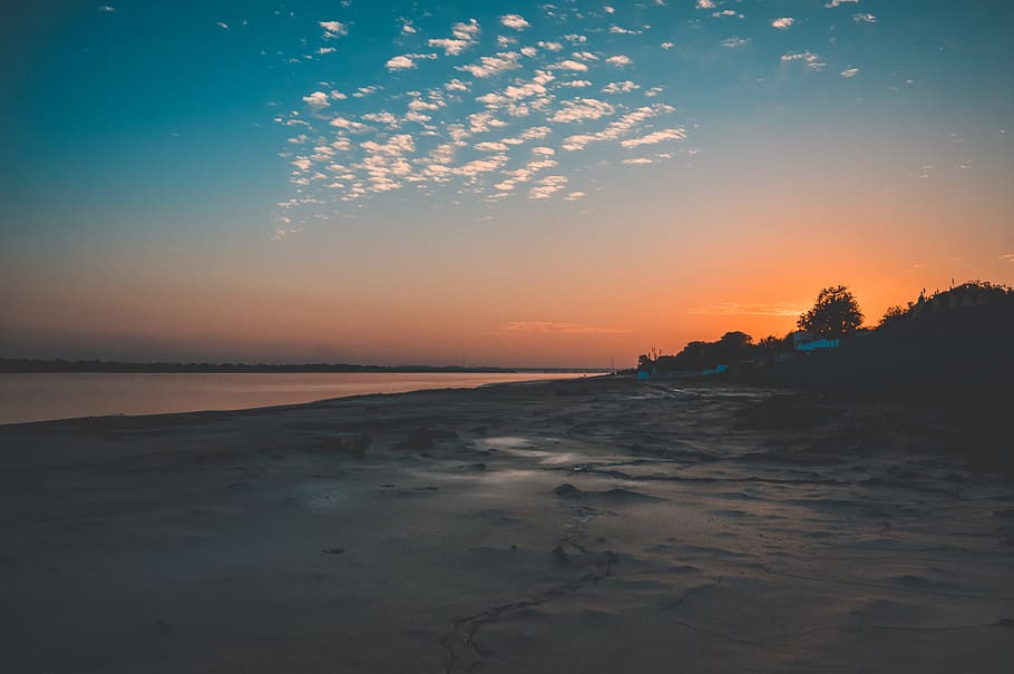 mare, prese, tramonto, spiaggia, nuvole, crepuscolo, sera, cielo serale, ora d'oro, paesaggio, natura, oceano, sabbia, paesaggio marino, riva del mare, silhouette, acqua, cielo, bellezza nella natura, scenics - natura, la tranquillità, terra, scena tranquilla, idilliaco, orizzonte sull'acqua, nuvola - cielo, orizzonte, nessuno, colore arancione, movimento, scena non urbana, all'aperto, astronomia, 5K