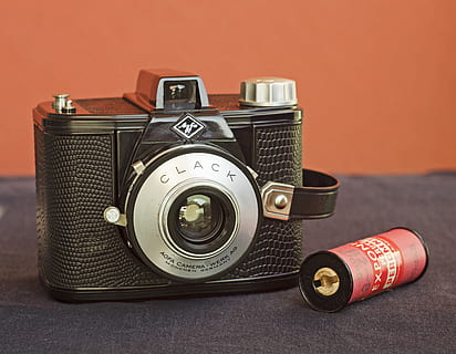 telecamera, bachelite, semplice, tecnologia, Agfa Clack, retrò, Vintage ▾, art Deco, rotolo di pellicola, fatto in Germania, fricchettone, 6x9, film di medio formato, minimalismo, analogico, negativo, macchina da presa, fotografia, Lenti helios su dslr, bobina di pellicola di legno, temi fotografici, macchina fotografica - attrezzatura fotografica, in stile retrò, attrezzatura fotografica, obiettivo - strumento ottico, antico, in casa, avvicinamento, natura morta, nessuno, il passato, storia, vecchio, concentrarsi sulle conoscenze acquisite, tavolo, singolo oggetto, nostalgia, Camera digitale, color argento, fotocamera reflex, 4K, CC0, dominio pubblico, privo di copyright