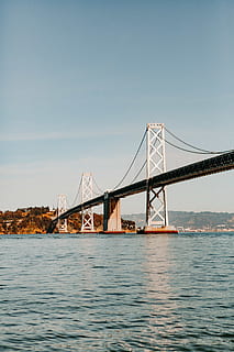 harmaa ripustussilta, rakennus, riippusilta, meri, luonto, valtameri, ulkona, silta, lahden silta, san francisco, vesi, ulko-, Kalifornia, alus, vesijetit, ajoneuvo, kuljetus, kaupunki-, metropoli, kaupunki, rakennettu rakenne, taivas, arkkitehtuuri, tekniikka, silta - ihmisen rakenne, ranta, yhteys, joki, matkakohteet, matkustaa, päivä, kirkas taivas, lahti, 4K, CC0, public domain, rojaltivapaa