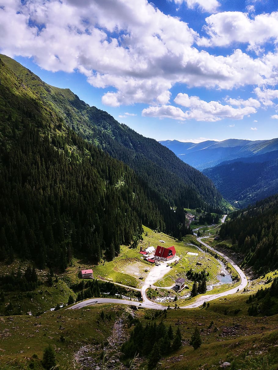 vale, nori, lumina zilei, peisaj, Munte, în aer liber, drum, pitoresc, apă, scenice - natura, frumusețe în natură, nor - cer, plantă, cer, copac, o scenă liniștită, scenă non-urbană, liniște, mediu inconjurator, natură, zi, Culoarea verde, de munte, nici o persoana, vedere în unghi mare, idilic, creştere, 4K