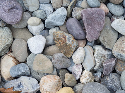 pietre, macro, natură, obiecte, maro, gri, stâncă, roci, piatră, alb, solid, obiect de piatră, fundaluri, cadru complet, obiect de rocă, grup mare de obiecte, texturată, nici o persoana, prundiș, abundenţă, vedere în unghi mare, zi, stare brută, direct deasupra, în aer liber, model, 4K, CC0, domeniu public, fără drepturi de autor