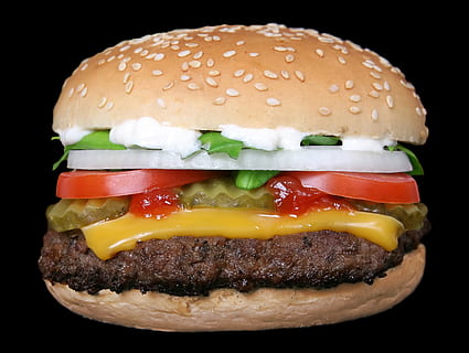 ser burger, wołowina, chleb, kok, burger, cheeseburger, fast food, jedzenie, sałata, mięso, cebula, pomidor, niezdrowe jedzenie, jedzenie i picie, kanapka, Hamburger, nabiał, Gotowy do jedzenia, wewnątrz, studio strzał, ser, warzywo, posiłek, owoc, świeżość, jedzenie na wynos, żadnych ludzi, czarne tło, przekąska, pokusa, 2K, CC0, domena publiczna, darmowe zdjęcia