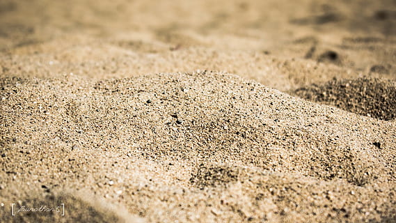 brauner Grund, Sand, draußen, Natur, Boden, Wüste, Tag, flach, heiß, Scharf, Sonne, Korn, Straße, Land, Fußabdruck, Schotterstraße, Kies, Düne, Rock, Loch, selektiver Fokus, keine Leute, Landschaft, Hintergründe, Sonnenlicht, Umgebung, Strand, Vollbild, halbtrocken, Nahansicht, Tier, texturiert, Gras, Ruhe, Schönheit in der Natur, Klima, sauber, trockenes Klima, Staub, Oberflächenniveau, 5K, CC0, gemeinfrei, lizenzfrei