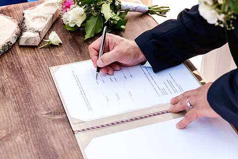 wedding ceremony, ceremony., wedding couple, leaving, signatures, hand, human hand, human body part, table, men, flower, adult, pen, people, paper, flowering plant, wedding, high angle view, women, business, document, married, males, life events, signing, flower arrangement, 4K, CC0, public domain, royalty free