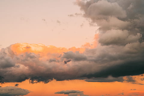 nuvole, d'oro, ora, bellissimo, Cloudscape, alba, sera, natura, scenario, panoramico, cielo, tramonto, nuvola - cielo, bellezza nella natura, cielo drammatico, scenics - natura, colore arancione, la tranquillità, nessuno, ambiente, atmosfera, idilliaco, cielo lunatico, scena tranquilla, Paradiso, nuvoloso, all'aperto, vento, meteorologia, 5K, CC0, dominio pubblico, privo di copyright