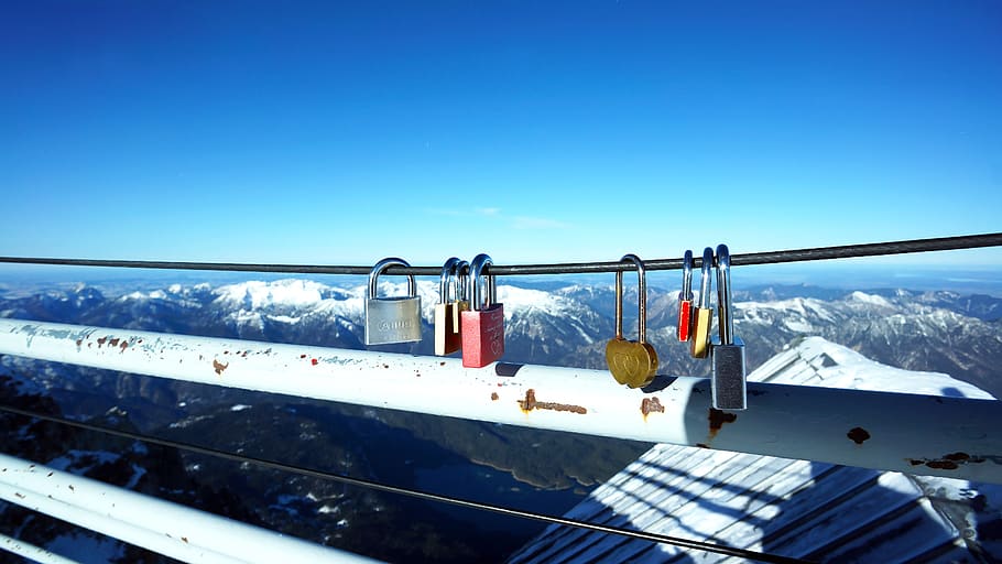 zugspitze, cel, neu, naturalesa, blau, cel clar, dia, penjant, temperatura de fred, hivern, muntanya, còpia espai, cap gent, arquitectura, a l'aire lliure, llum solar, estructura construïda, cable, exterior de l'edifici, escenics - natura, muntanya nevada, 5K