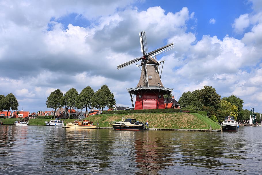 Nizozemí, dokkum, voda, větrná turbína, turbína, síla větru, námořní plavidlo, mrak - nebe, nábřeží, nebe, paliva a energie, způsob dopravy, přeprava, obnovitelná energie, ochrany životního prostředí, strom, alternativní energie, architektura, rostlina, stavba, životní prostředí, nikdo, venku, kanál, 5K