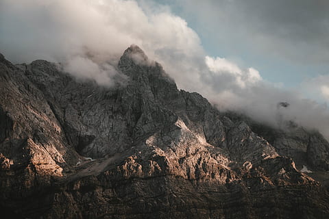 muntanya rocosa, la llum del dia, eibsee, paisatge, muntanya, naturalesa, escènic, núvol - cel, cel, escenics - natura, medi ambient, cap gent, escena tranquil·la, bellesa a la natura, tranquil·litat, escena no urbana, geografia física, geologia, rock, Serra, fum - estructura física, terra, dia, a l'aire lliure, cim de muntanya, formació, cràter volcànic, 5K, CC0, domini públic, lliure de regalies