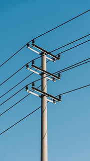 utility tower, kabel, himmel, elektricitet, lav vinkel visning, blå, teknologi, skyfri himmel, Strømforsyning, strømkabel, natur, dag, forbindelse, brændstof og elproduktion, ingen mennesker, el-pylon, udendørs, belysningsudstyr, pol, meddelelse, skilt, lys, telefonlinje, 5K, CC0, offentligt domæne, royaltyfrie