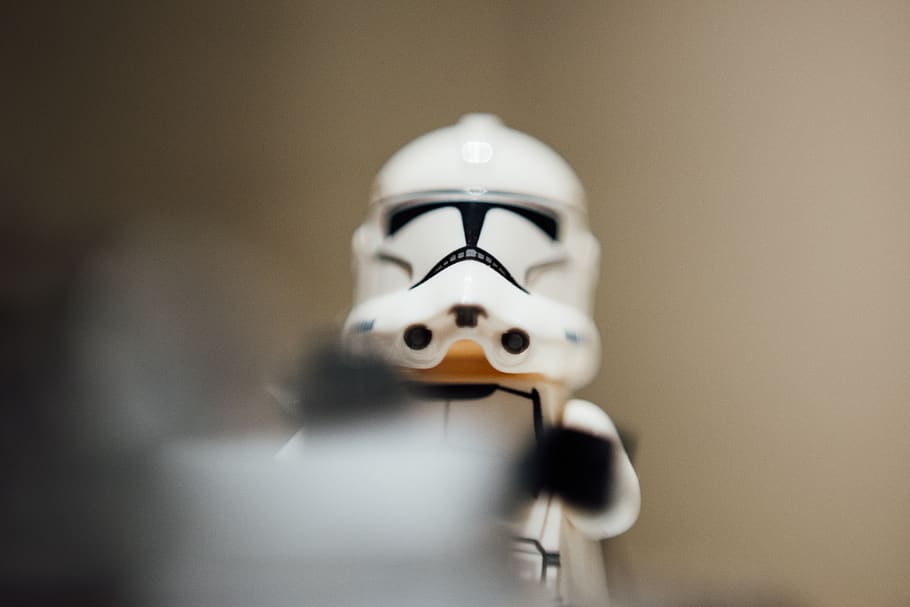 Singapore, macro, clone trooper, bokeh, giocattolo, avvicinamento, Guerre stellari, rappresentazione, singolo oggetto, nessuno, in casa, rappresentazione umana, attività commerciale, divertimento, travestimento, creatività, maschera, arte e artigianato, maschera - travestimento, natura morta, copia spazio, messa a fuoco selettiva, umorismo, 5K