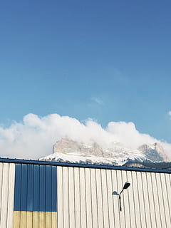 gri de perete gri, natură, în aer liber, Munte, gheaţă, zăpadă, balustradă, vreme, clădire, cer, azur cer, copac, plantă, iarnă, gheţar, de munte, nor, cumulus, cladire de birouri, nor - cer, animale vertebrate, zi, pasăre, un animal, albastru, animale tematice, animal, nici o persoana, animale în sălbăticie, arhitectură, construită, animale sălbatice, zbor, temperatura rece, ondulat, 4K, CC0, domeniu public, fără drepturi de autor