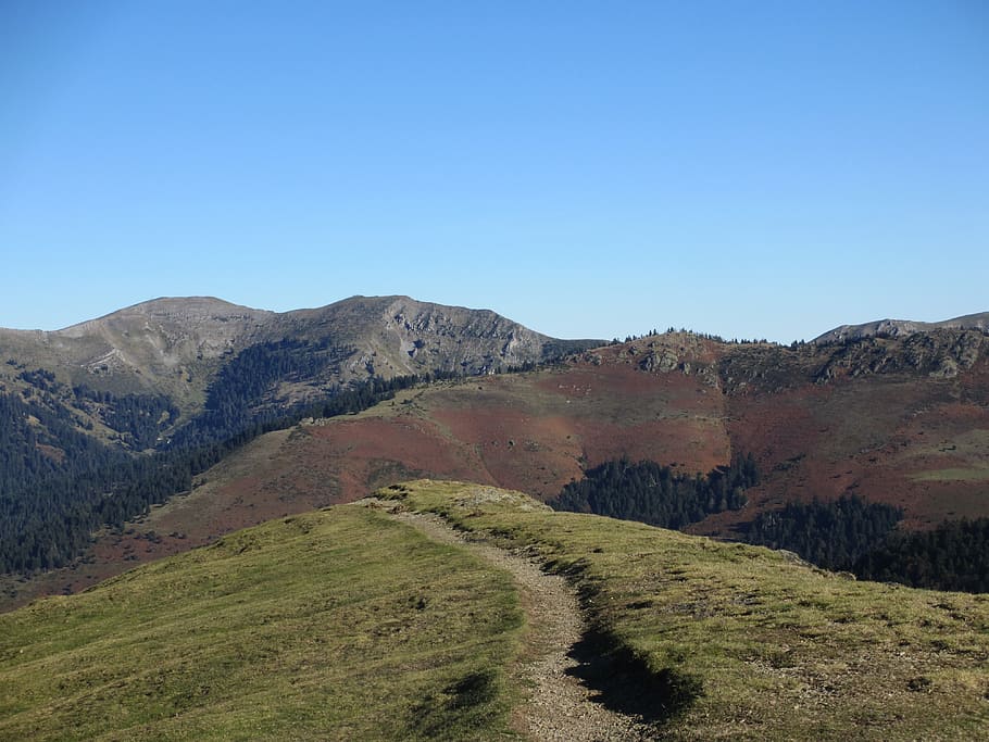 Camí, payolle, Pirineus, muntanya, cel, escenics - natura, bellesa a la natura, escena tranquil·la, tranquil·litat, cel clar, escena no urbana, medi ambient, paisatge, naturalesa, còpia espai, planta, cap gent, dia, terra, Serra, blau, idíl·lic, remot, a l'aire lliure, 4K