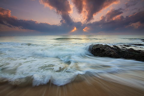 hav, ved siden af, kysten foto, baggrundsbelyst, strand, skyer, daggry, aften, landskab, lang eksponering, natur, ocean, klipper, sand, marinemaleri, kysten, kyst, himmel, storm, sol, solnedgang, surf, vand, bølger, skønhed i naturen, sky - himmel, bevægelse, scenics - natur, horisont over vand, bølge, sport, jord, vandsport, horisont, ingen mennesker, sløret bevægelse, udendørs, magt i naturen, 1080P, CC0, offentligt domæne, royaltyfrie