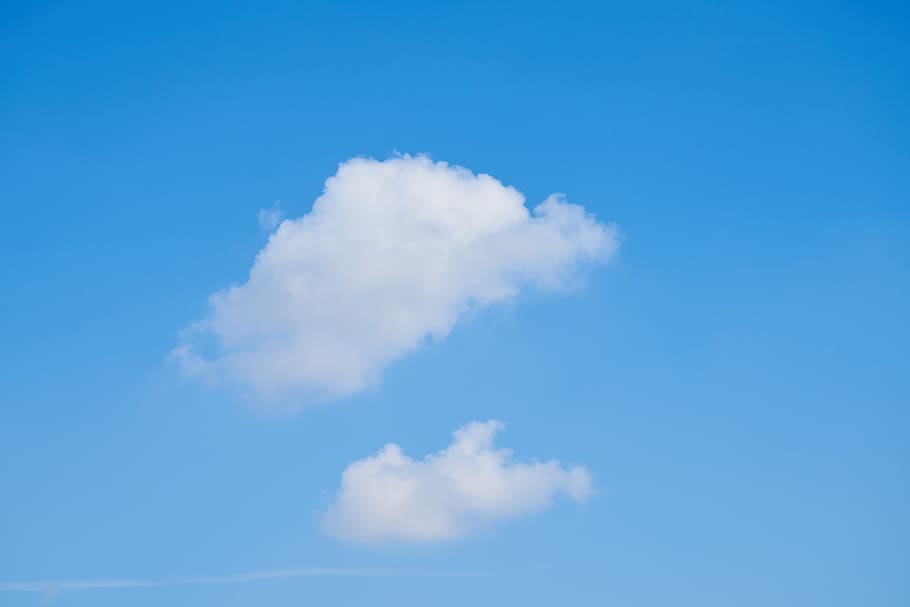 himmel, Sky, blå, hvid, natur, skyer, ferie, luft, sol, sommer, atmosfære, paradis, horisont, smuk, baggrund, landskab, farve, lys, åben, sky - himmel, skønhed i naturen, scenics - natur, rolig scene, lav vinkel visning, ro, ingen mennesker, dag, udendørs, hvid farve, baggrunde, idyllisk, fuld ramme, kopiere plads, fluffy, sollys, cloudscape, blødhed, meteorologi, 5K