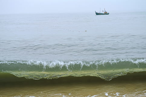 fishing boats, beach, boats, fishermen, fishing, nature, water, sea, nautical vessel, motion, transportation, mode of transportation, wave, beauty in nature, land, no people, day, scenics - nature, waterfront, horizon over water, outdoors, sky, horizon, 2K, CC0, public domain, royalty free