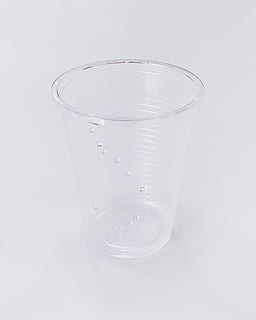 açık, plastik bardak, Beyaz arkaplan, ev Aletleri, stüdyo çekimi, Su, içki bardağı, bardak, içeriye, yiyecek ve içecek, sağlık ve tıp, tıp, içme suyu, içki, serinletme, kapatmak, doz, kesmek, şeffaf, doğa, hap, saflık, 2K, CC0, kamu malı, telif ücretsiz
