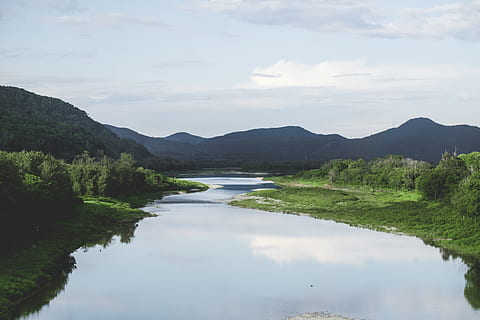 Kanada, Bäume, See, Wald, Berge, hat verloren, Wasser, ruhige Szene, Himmel, Ruhe, Szenen - Natur, Schönheit in der Natur, Berg, Reflexion, wolke - himmel, Nicht-städtische Szene, Pflanze, Natur, Baum, Tag, keine Leute, idyllisch, Gebirge, Umgebung, draußen, 5K, CC0, gemeinfrei, lizenzfrei