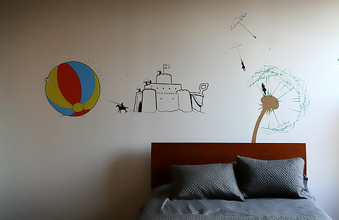 blau, Consolador, conjunt, bebd, mobles, cap gent, a l'interior, equips d’il·luminació, naturalesa, creativitat, coixí, funció de construcció de parets, natura morta, interior de casa, planta, art i artesania, llit, animal, temes d'animals, multicolor, dormitori, dibuix - producte artístic, llum elèctrica, habitació domèstica, 2K, CC0, domini públic, lliure de regalies