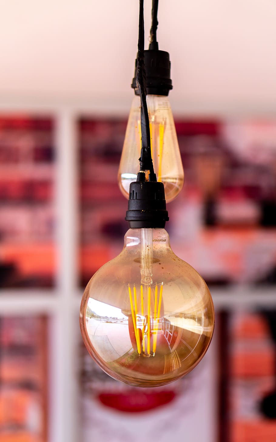 Licht, Fokus, rustikal, alt, Beleuchtung, joga, Fotografie, Fokus auf den Vordergrund, die Glühbirne, drinnen, hängend, Nahansicht, Lichtanlage, keine Leute, Glas - Material, Elektrizität, Glühfaden, transparent, elektrisches Licht, Technologie, Flasche, beleuchtet, selektiver Fokus, Container, Kraftstoff- und Stromerzeugung, Industrie, elektrische Lampe, 5K