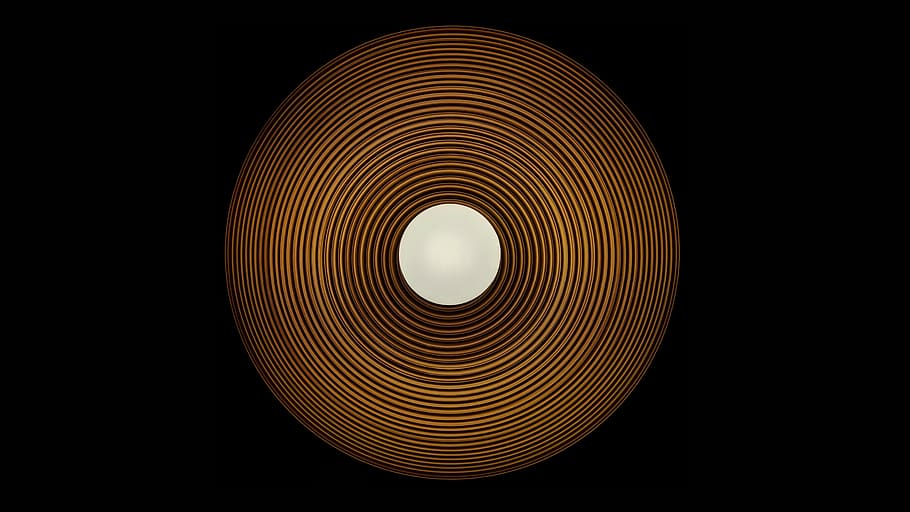 specchio marrone rotondo, girato in studio, in casa, sfondo nero, cerchio, nessuno, forma, forma geometrica, illuminato, modello, attrezzatura per l'illuminazione, design, ritagliare, avvicinamento, singolo oggetto, tecnologia, sospeso, spirale, luce, elettricità, lampadina, direttamente sotto, materiale elettrico, 5K