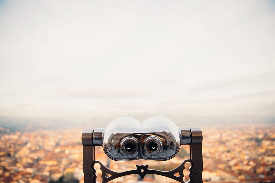 binoculars citi view, instal·lat, alt, punt de vista, paisatge urbà, núvols, coberta, llunyà, horitzó, paisatge, Estar atent, a l'aire lliure, punt, escènic, cel, eina, superior, turisme, vista, visualització, atracció, fons, binoculars, ciutat, destinació, distància, lluny, flamarada, focus, lent, magnificar, metall, observació, òptica, perspectiva, escena, abast, visites turístiques, catarata, telescopi, turista, viatjar, urbà, vacances, visió, operat amb monedes, vigilància, seguretat, naturalesa, binoculars de monedes, dia, escenics - natura, centrar-se en primer pla, tecnologia, primer pla, medi ambient, arquitectura, cap gent, còpia espai, destinacions de viatge, exterior de l'edifici, telescopi de mà, mirant la vista, 2K