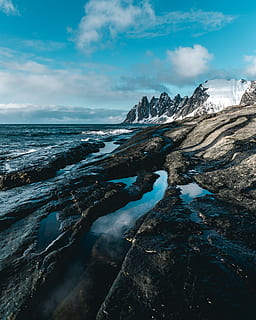 eisig, Gebirgsmeer bewegt Landschaft wellenartig, Strand, Wolken, kalt, Tageslicht, Frost, gefroren, Gletscher, Eis, Eisberg, Landschaft, Berg, Ozean, draußen, Rock, szenisch, Meer, Himmel, Schnee, Reise, Wasser, Winter, wolke - himmel, Szenen - Natur, Schönheit in der Natur, ruhige Szene, Ruhe, Natur, Tag, keine Leute, Land, idyllisch, Nicht-städtische Szene, Rock - Objekt, solide, schneebedeckter Berg, 4K, CC0, gemeinfrei, lizenzfrei