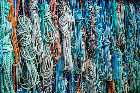 cuerdas, nudos, fotograma completo, antecedentes, nadie, de cerca, día, cuerda, red de pesca, industria pesquera, pescar, red de pesca comercial, naturaleza muerta, azul, modelo, variación, multi color, texturizado, elección, gran grupo de objetos, al aire libre, complejidad, color turquesa, 4K