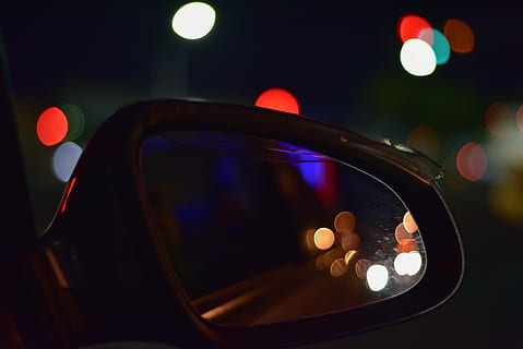 light, nightview, car, night, motor vehicle, mode of transportation, illuminated, transportation, reflection, close-up, land vehicle, focus on foreground, no people, outdoors, glass - material, light - natural phenomenon, side-view mirror, lens flare, lighting equipment, city, traffic, vehicle light, 5K, CC0, public domain, royalty free