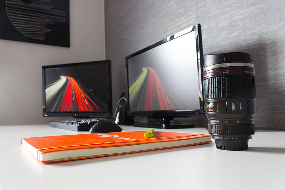 treballar, escriptori, cafè, superfície de treball, nota, PC, oficina, pantalla, taula, tecnologia, a l'interior, cap gent, natura morta, ordinador, equips informàtics, connexió, menjar i beguda, portàtil, tecnologia sense fils, negocis, monitor d’ordinador, multicolor, mobles, tassa, contenidor, bolígraf, teclat, 5K