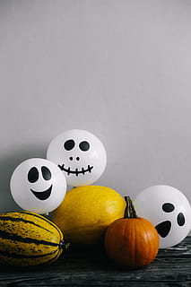 pumpkins & halloween, vegetables, autumn, fall, pumpkins, funny, halloween, ghosts, boo, food, food and drink, indoors, still life, healthy eating, pumpkin, studio shot, wellbeing, freshness, copy space, table, fruit, egg, no people, vegetable, close-up, anthropomorphic, celebration, anthropomorphic face, 5K