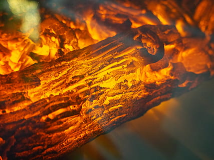 fuoco, ceppo, fascio, camino, focolare, avvicinamento, natura, nessuno, calore - temperatura, ardente, colore arancione, legno - materiale, strutturato, all'aperto, legna, fuoco - fenomeno naturale, fiamma, raggiante, bellezza nella natura, geologia, concentrarsi sulle conoscenze acquisite, modello, messa a fuoco selettiva, falò, 4K, CC0, dominio pubblico, privo di copyright