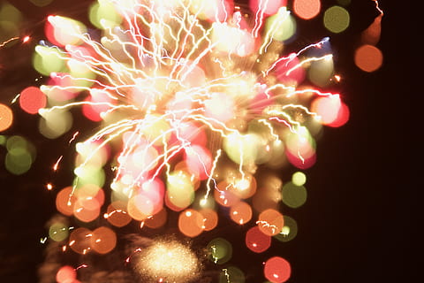 fireworks, firework, abstract, focus pull, illuminated, celebration, night, motion, no people, event, glowing, firework display, multi colored, exploding, arts culture and entertainment, blurred motion, long exposure, holiday, decoration, firework - man made object, nature, outdoors, new year's eve, sparkler, explosive, 5K, CC0, public domain, royalty free