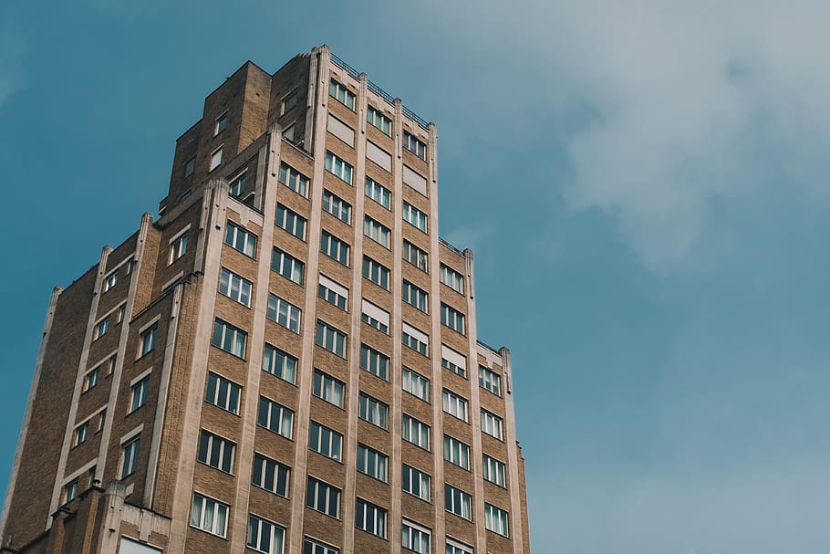 scăzut, unghi de fotografiere, Mare creștere, clădire, design arhitectural, arhitectură, contemporan, exterior, faţadă, înalt, Reper, foc mic, modern, perspectivă, zgârie-nori, Cea mai inalta, urban, exteriorul clădirii, vedere unghiulară joasă, cer, construită, fereastră, nici o persoana, natură, zi, oraș, apartament, nor - cer, în aer liber, albastru, consecutiv, înalt - înalt, zonă rezidențială, model, lumina soarelui, 4K