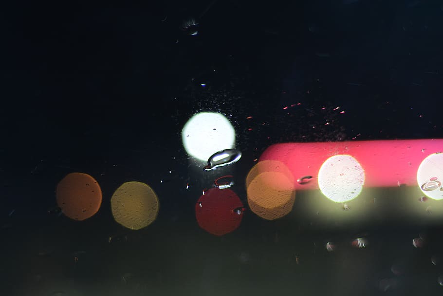 colors, llum, pluja, a l'interior, cap gent, primer pla, nit, il·luminat, multicolor, flare de la lent, natura morta, art i artesania, tir de l'estudi, elecció, humit, brillant, creativitat, aigua, tirar, equips d’il·luminació, variació, gota de pluja, 5K