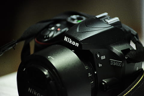 фотоаппарат nikon d3400, камера, электроника, цифровая камера, наручные часы, приспособление, тек, Technik, Makro, фотография, крупный план, никон, DSLR, офис, черный, d3400, Работа, объектив, видеокамера, крышка объектива, серый, темы фотографии, фотографическое оборудование, камера - фотографическое оборудование, технология, нет людей, черный цвет, в помещении, натюрморт, оборудование, объектив - оптический инструмент, фотографирование, современный, в стиле ретро, сосредоточиться на переднем плане, число, связь, зеркальная камера, электрическое оборудование, 5K, CC0, общественное достояние, роялти бесплатно