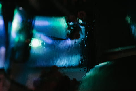 oświetlenie, światło, migotać, doprowadziło, reflektor, deszcz, laser, projektor, nocne życie, pieszy, etap, neon, palnik, piekarnik, urządzenie elektryczne, urządzenie, krypta, nadmuchiwane, strój, wewnątrz, noc, oświetlony, żadnych ludzi, sprzęt oświetleniowy, funkcja budowy ścian, kultura i rozrywka artystyczna, architektura, światło - zjawisko naturalne, ciemny, Klub nocny, rozjarzony, zbudowana struktura, zbliżenie, światło elektryczne, wielobarwne, odbicie, życie nocne, muzyka, 5K, CC0, domena publiczna, darmowe zdjęcia