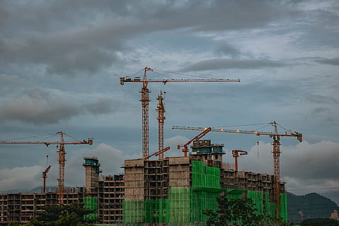 solnedgang, DeForest, udvikling, konstruktion, Sky, overskyet, mørk, himmel, aften, industri, byggebranchen, maskineri, byggeplads, kran - entreprenørmaskiner, sky - himmel, arkitektur, ufuldstændig, bygget struktur, bygning - aktivitet, bygning udvendig, natur, dag, ingen mennesker, aktivitet, udendørs, rejse, byggemaskiner, byggemateriale, industrielt udstyr, 5K, CC0, offentligt domæne, royaltyfrie