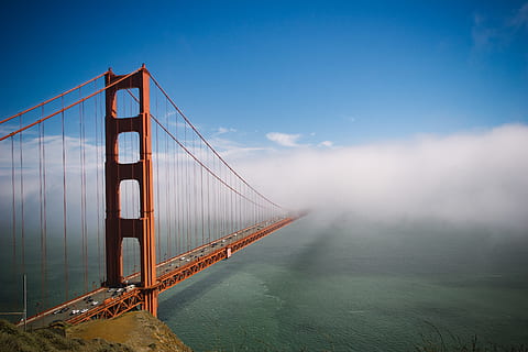 architettura, infrastruttura, struttura, ponte, auto, mezzi di trasporto, veicolo, nuvole, cielo, aereo, fiume, lago, nebbia, ponte - struttura fatta dall'uomo, ponte sospeso, destinazioni di viaggio, acqua, connessione, natura, struttura costruita, turismo, viaggio, nessuno, scenics - natura, nuvola - cielo, baia d'acqua, baia, all'aperto, 2K, CC0, dominio pubblico, privo di copyright