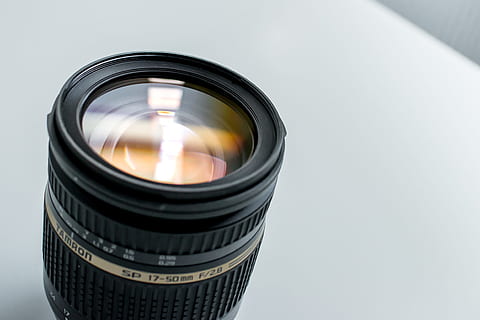 moderno, lente, fotógrafo, escritorio fotógrafos, temas de fotografia, lente - instrumento óptico, camara - equipo fotografico, equipo fotográfico, de cerca, tecnología, adentro, lente - ojo, material de vidrio, nadie, reflexión, solo objeto, copia espacio, instrumento óptico, de color negro, circulo, separar, foto de estudio, cámara digital, 4K, CC0, dominio público, libre de derechos