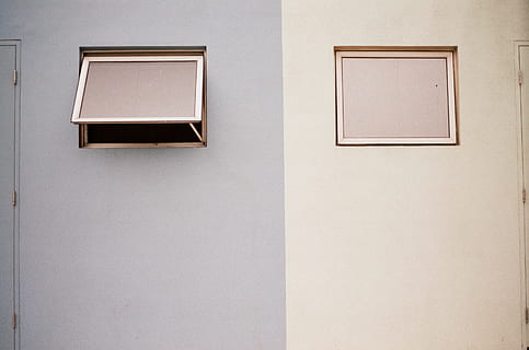 rectangular, blanc, marc de vidre de marc de collage, Filipines, pasay city, prestatge, finestra, paret, ciutat, a l'aire lliure, urbà, obre la finestra, edifici, arquitectura, cabina, porta, pissarra, paper, mobles, finestres, blau, plana, estructura construïda, funció de construcció de parets, cap gent, exterior de l'edifici, còpia espai, forma geomètrica, fons, forma, dia, marc complet, patró, rectangle, Color blanc, primer pla, disseny, gris, en blanc, concret, 2K, CC0, domini públic, lliure de regalies
