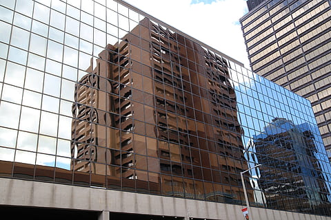 Kanada, Hamilton, gebaute Struktur, die Architektur, Gebäudehülle, Flachwinkelansicht, Gebäude, Himmel, Stadt, Glas - Material, Bürogebäude außen, keine Leute, Tag, modern, Büro, Natur, Fenster, Reflexion, große Höhe, draußen, Wolkenkratzer, klarer Himmel, 5K, CC0, gemeinfrei, lizenzfrei