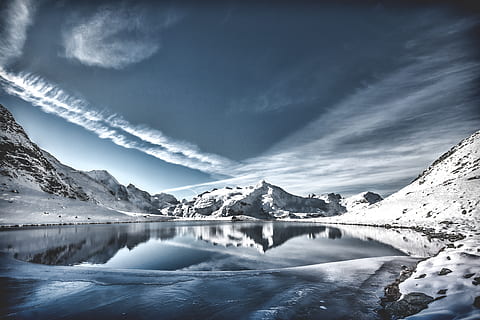 sø, snedækket, bjerg, skyer, kold, dagslys, dagtimerne, desktop tapet, Frosset, høj, is, landskab, majestætisk, bjergtop, bjerge, natur, natur tapet, refleksioner, naturskøn, himmel, sne, sneklædte bjerge, vand, vinter, kold temperatur, skønhed i naturen, scenics - natur, sky - himmel, ro, rolig scene, miljø, idyllisk, afspejling, bjergkæde, ingen mennesker, snedækket bjerg, 5K, CC0, offentligt domæne, royaltyfrie